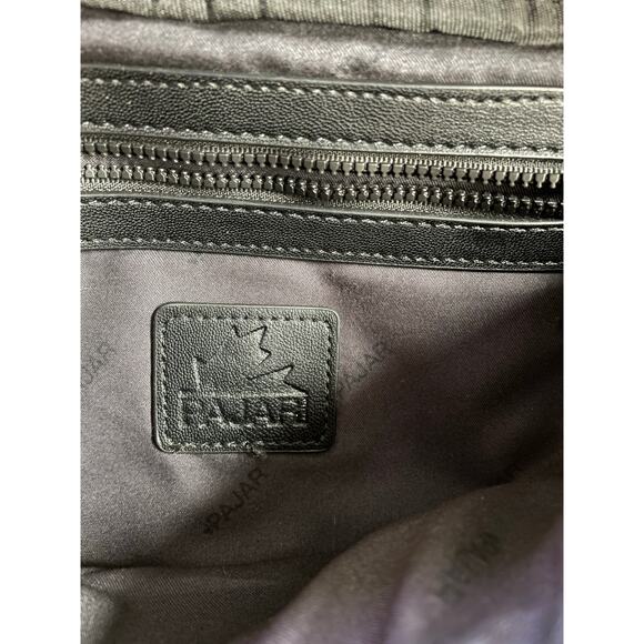 Pajar Canada Quilted Belt Bag Fanny Pack Crossbody Wine Berry Nylon - Picture 5 of 8